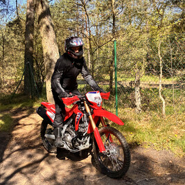 Enduro-Training mit gestellten Honda CRF 300L