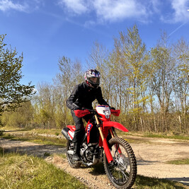 Enduro-Training mit gestellten Honda CRF 300L