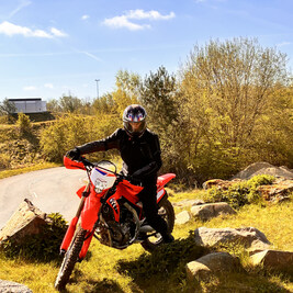 Enduro-Training mit gestellten Honda CRF 300L